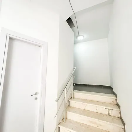 Marina Blu * Durrës